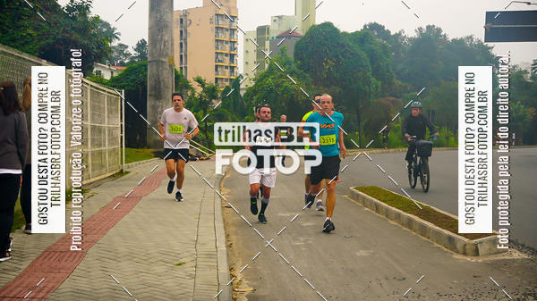 Buy your photos of the eventMeia Maratona de Blumenau on Fotop