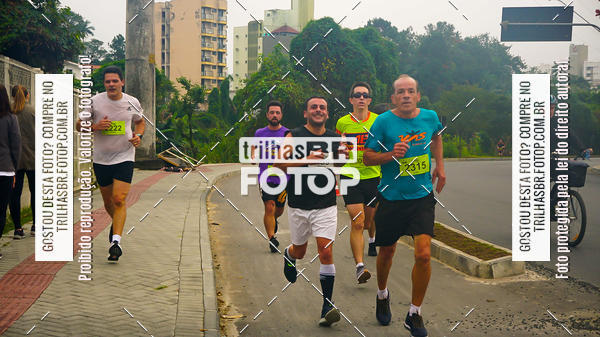 Buy your photos of the eventMeia Maratona de Blumenau on Fotop