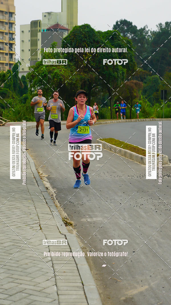 Buy your photos of the eventMeia Maratona de Blumenau on Fotop