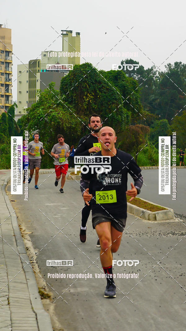 Buy your photos of the eventMeia Maratona de Blumenau on Fotop