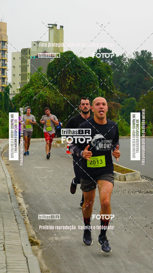 Buy your photos of the eventMeia Maratona de Blumenau on Fotop