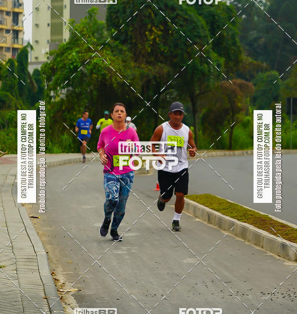 Buy your photos of the eventMeia Maratona de Blumenau on Fotop