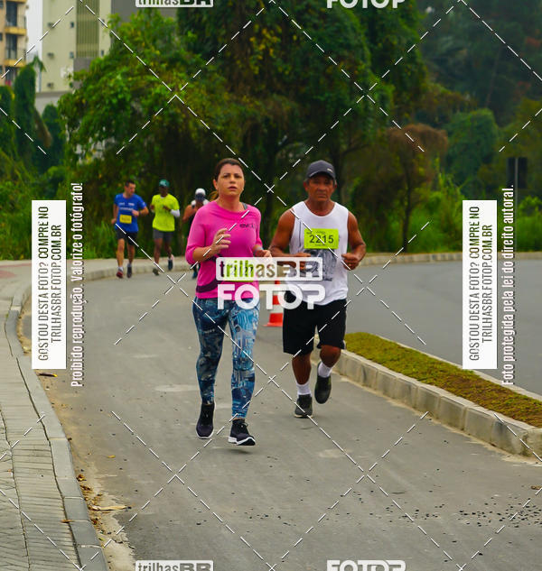 Buy your photos of the eventMeia Maratona de Blumenau on Fotop