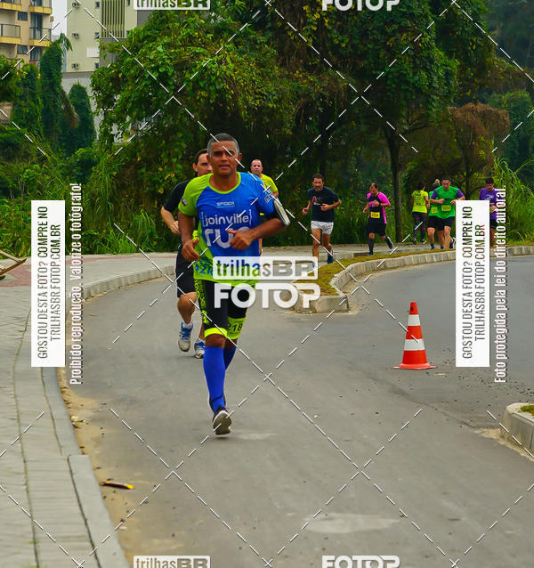 Buy your photos of the eventMeia Maratona de Blumenau on Fotop