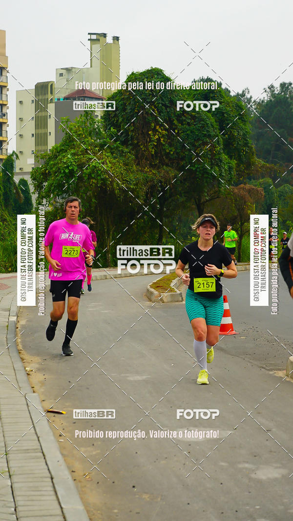 Buy your photos of the eventMeia Maratona de Blumenau on Fotop