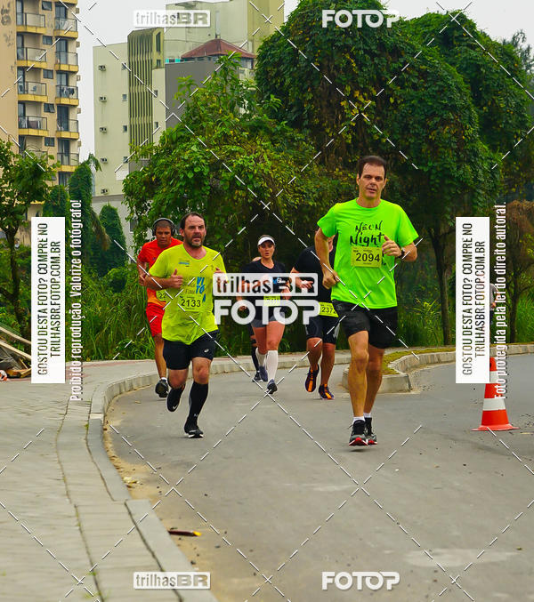 Buy your photos of the eventMeia Maratona de Blumenau on Fotop