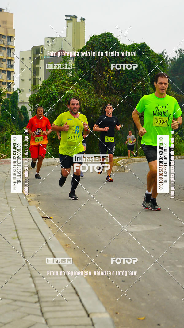 Buy your photos of the eventMeia Maratona de Blumenau on Fotop