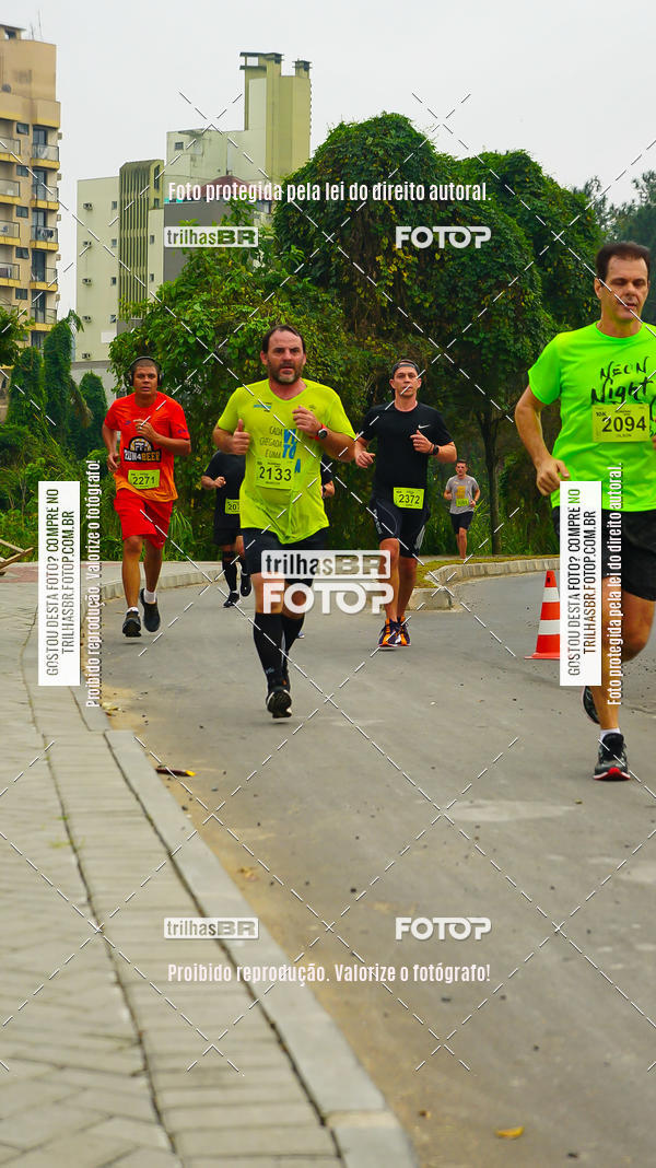 Buy your photos of the eventMeia Maratona de Blumenau on Fotop
