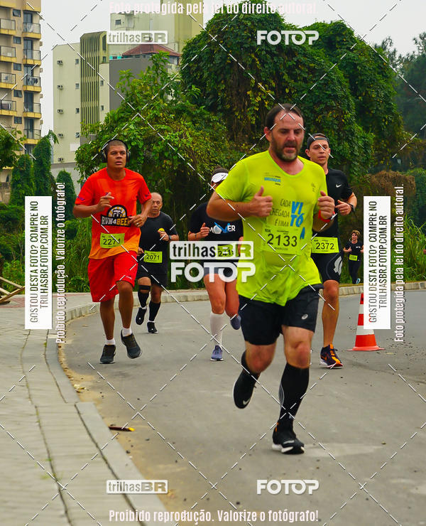 Buy your photos of the eventMeia Maratona de Blumenau on Fotop