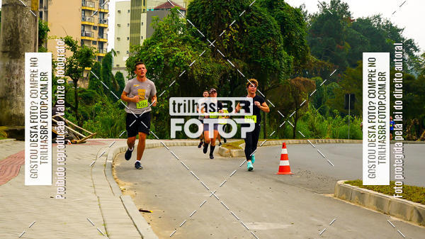 Buy your photos of the eventMeia Maratona de Blumenau on Fotop