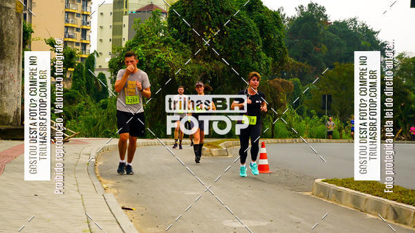 Buy your photos of the eventMeia Maratona de Blumenau on Fotop