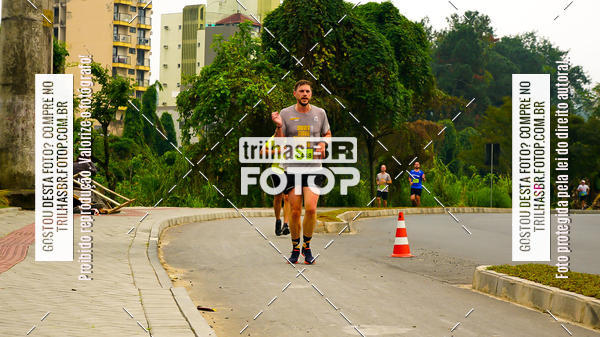 Buy your photos of the eventMeia Maratona de Blumenau on Fotop