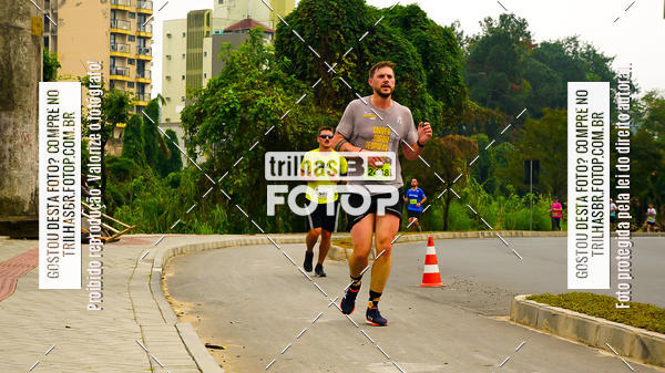 Buy your photos of the eventMeia Maratona de Blumenau on Fotop