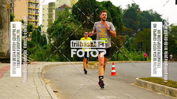 Buy your photos of the eventMeia Maratona de Blumenau on Fotop
