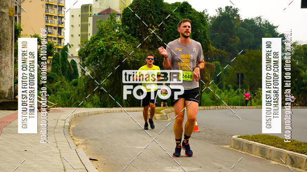 Buy your photos of the eventMeia Maratona de Blumenau on Fotop