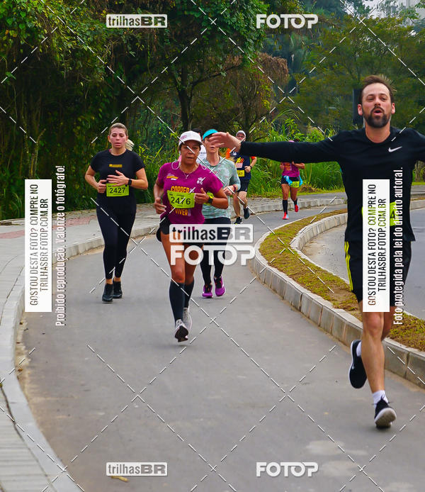Buy your photos of the eventMeia Maratona de Blumenau on Fotop