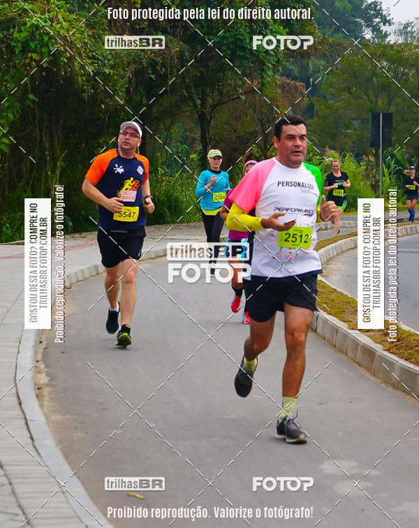 Buy your photos of the eventMeia Maratona de Blumenau on Fotop