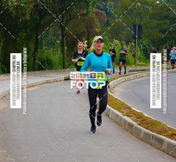 Buy your photos of the eventMeia Maratona de Blumenau on Fotop