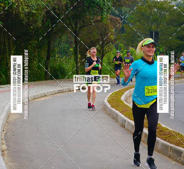 Buy your photos of the eventMeia Maratona de Blumenau on Fotop
