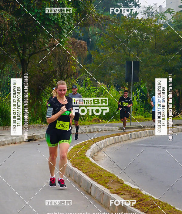 Buy your photos of the eventMeia Maratona de Blumenau on Fotop