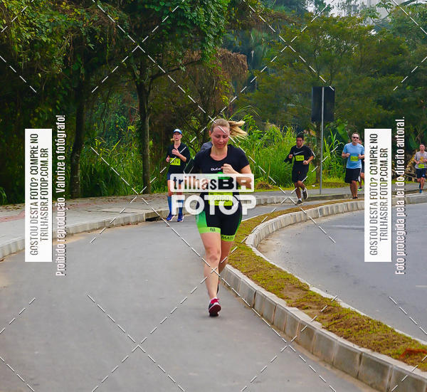 Buy your photos of the eventMeia Maratona de Blumenau on Fotop