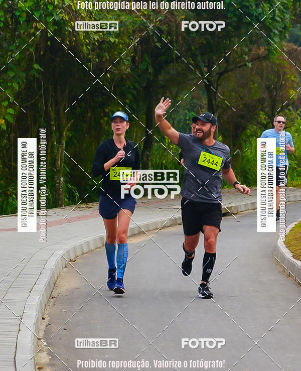 Buy your photos of the eventMeia Maratona de Blumenau on Fotop