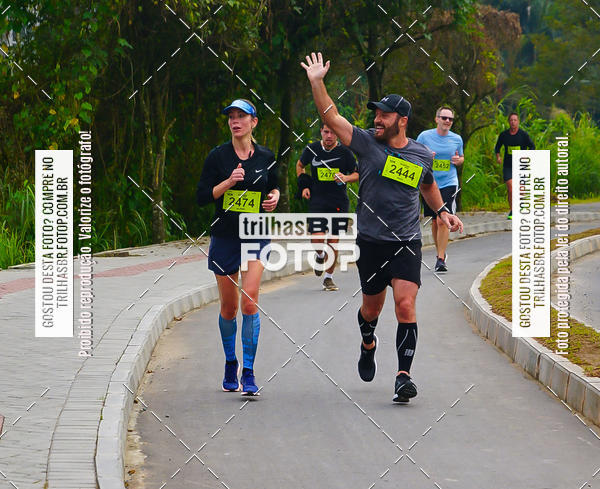 Buy your photos of the eventMeia Maratona de Blumenau on Fotop