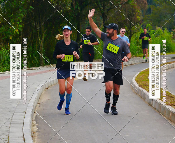 Buy your photos of the eventMeia Maratona de Blumenau on Fotop