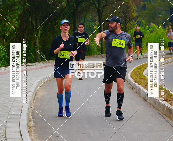 Buy your photos of the eventMeia Maratona de Blumenau on Fotop