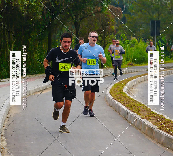 Buy your photos of the eventMeia Maratona de Blumenau on Fotop