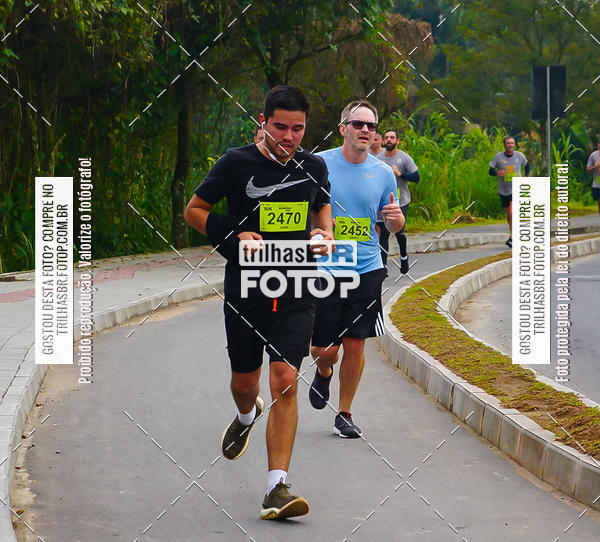 Buy your photos of the eventMeia Maratona de Blumenau on Fotop