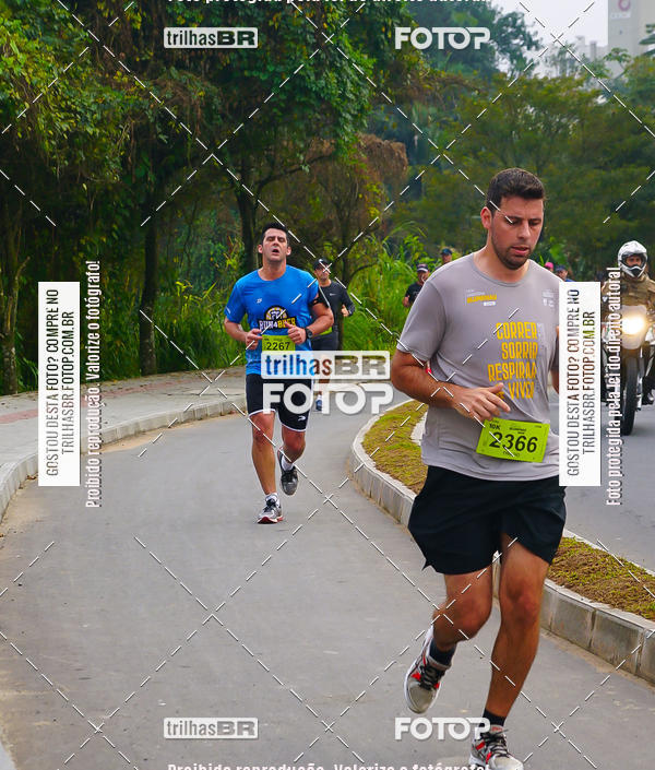 Buy your photos of the eventMeia Maratona de Blumenau on Fotop