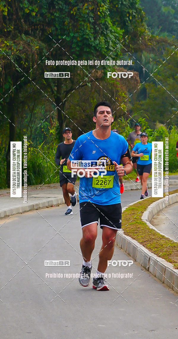 Buy your photos of the eventMeia Maratona de Blumenau on Fotop