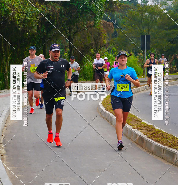 Buy your photos of the eventMeia Maratona de Blumenau on Fotop
