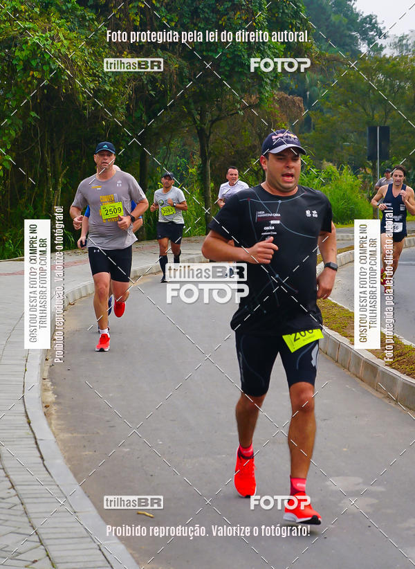 Buy your photos of the eventMeia Maratona de Blumenau on Fotop