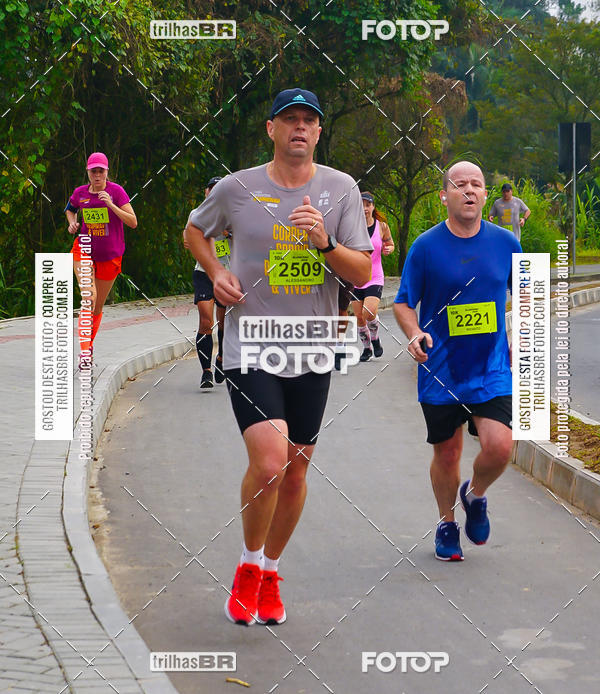Buy your photos of the eventMeia Maratona de Blumenau on Fotop