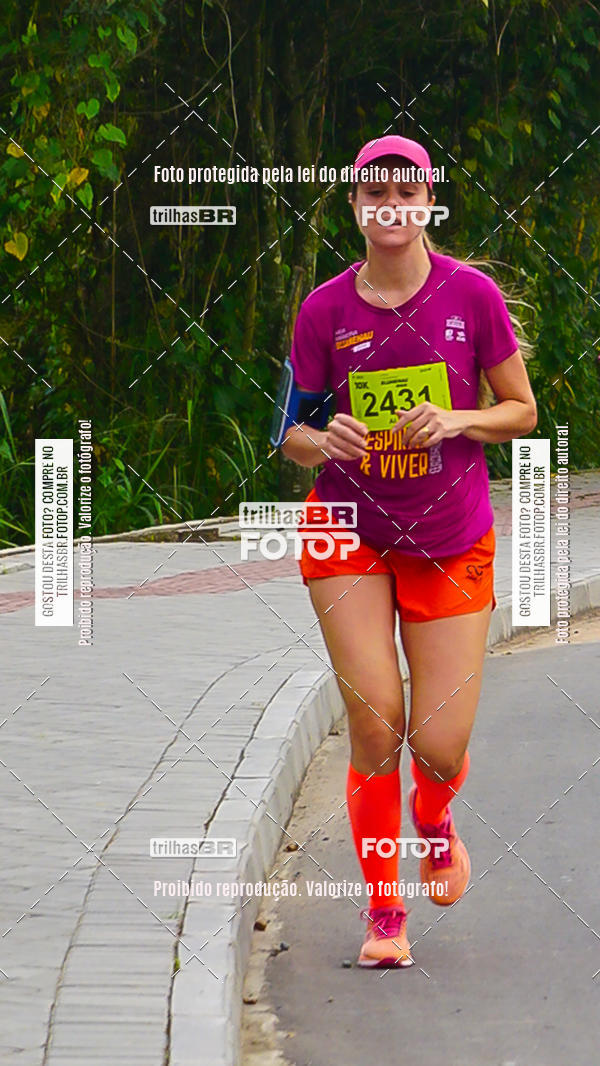 Buy your photos of the eventMeia Maratona de Blumenau on Fotop