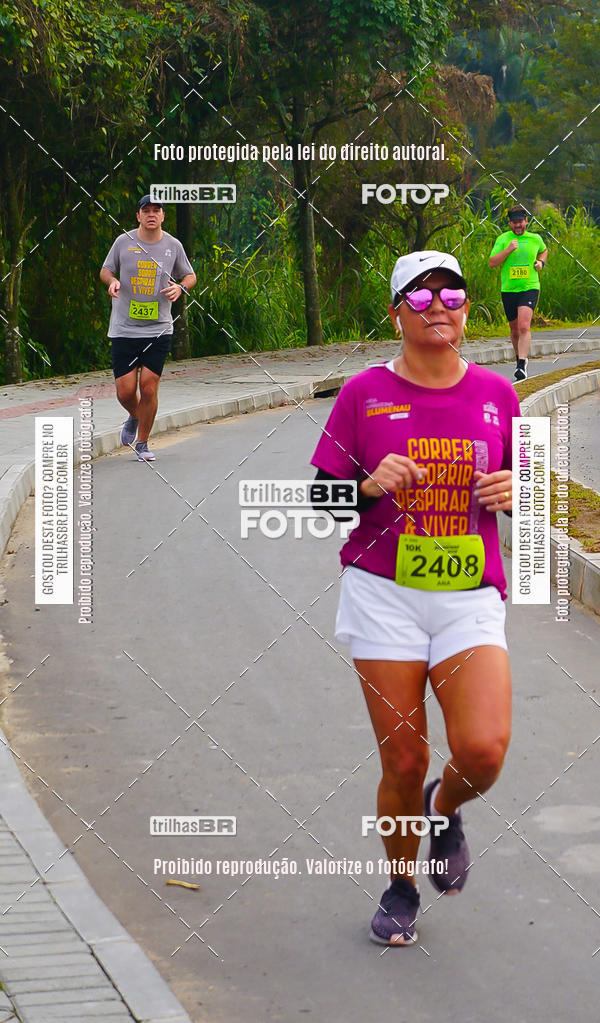 Buy your photos of the eventMeia Maratona de Blumenau on Fotop