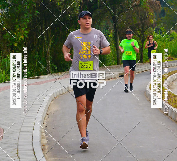 Buy your photos of the eventMeia Maratona de Blumenau on Fotop