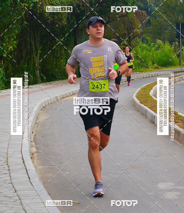 Buy your photos of the eventMeia Maratona de Blumenau on Fotop