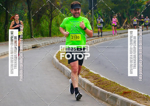 Buy your photos of the eventMeia Maratona de Blumenau on Fotop