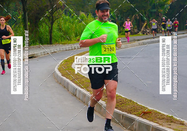 Buy your photos of the eventMeia Maratona de Blumenau on Fotop