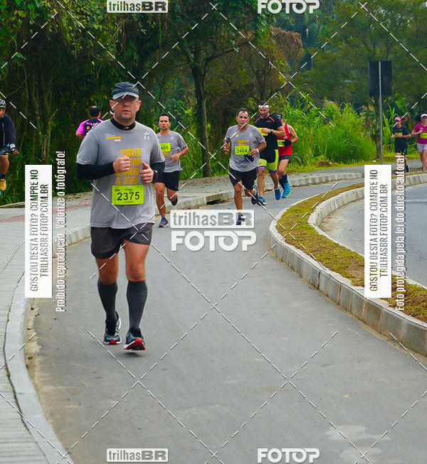 Buy your photos of the eventMeia Maratona de Blumenau on Fotop