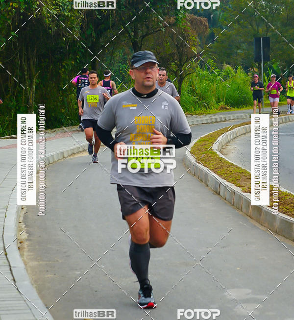 Buy your photos of the eventMeia Maratona de Blumenau on Fotop