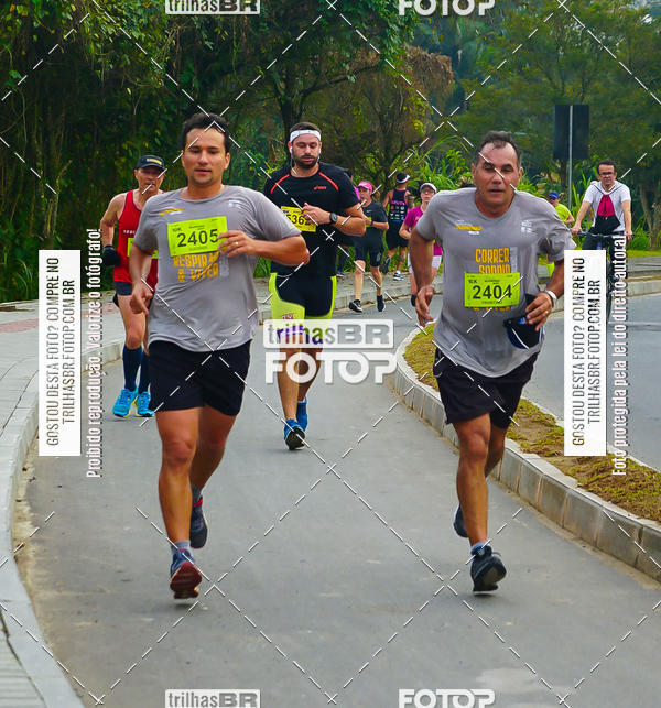 Buy your photos of the eventMeia Maratona de Blumenau on Fotop