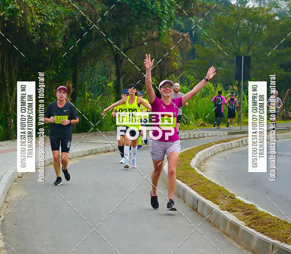 Buy your photos of the eventMeia Maratona de Blumenau on Fotop