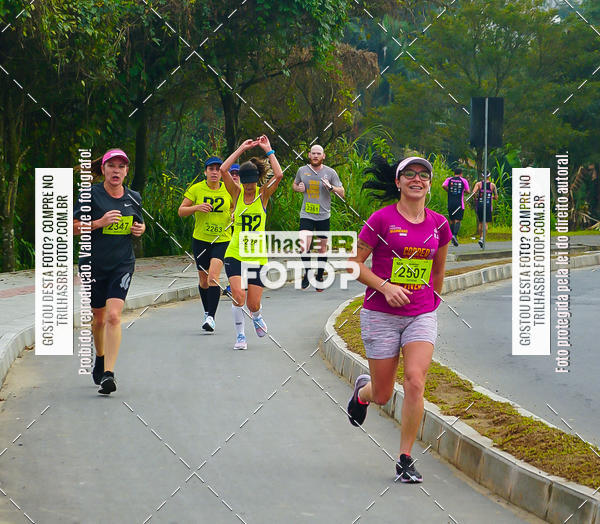 Buy your photos of the eventMeia Maratona de Blumenau on Fotop