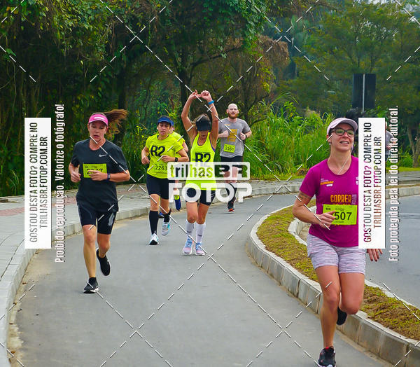 Buy your photos of the eventMeia Maratona de Blumenau on Fotop