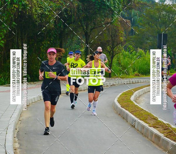 Buy your photos of the eventMeia Maratona de Blumenau on Fotop