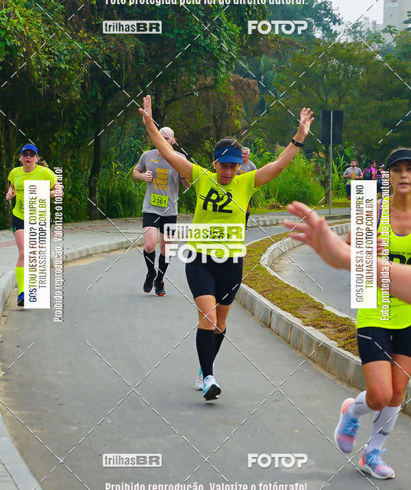 Buy your photos of the eventMeia Maratona de Blumenau on Fotop